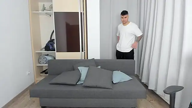 MatMalonne online show from January 2026 06:41:02 AM