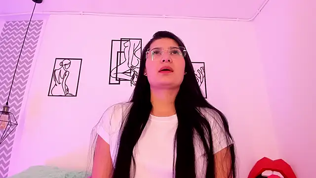 cloehonney online show from October 2025 08:42:01 PM