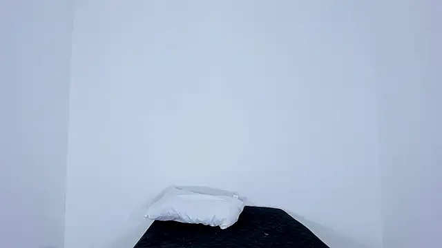 serafelle online show from April 2026 06:10:01 PM