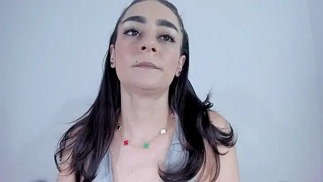 serafelle online show from March 2026 11:00:01 PM