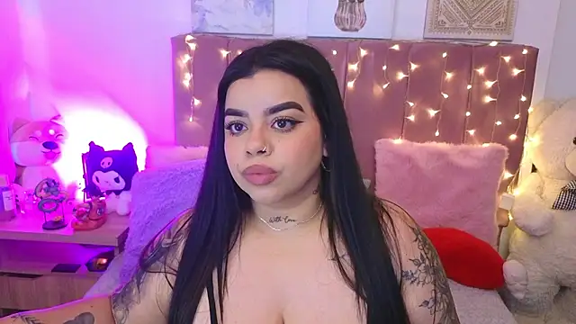 MiahJoness online show from March 2026 10:45:01 PM