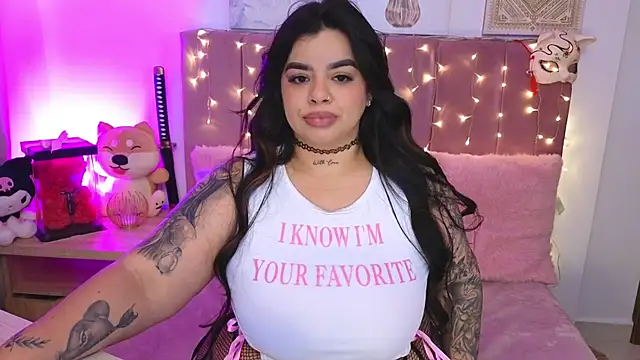 MiahJoness online show from June 2026 10:40:02 PM