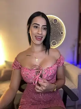 SarahhSmitth1 online show from February 2026 12:00:01 AM