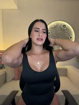 SarahhSmitth1 online show from July 2026 12:00:01 AM