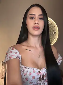 SarahhSmitth1 online show from November 2025 04:40:01 PM