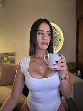 SarahhSmitth1 online show from May 2026 12:53:01 AM
