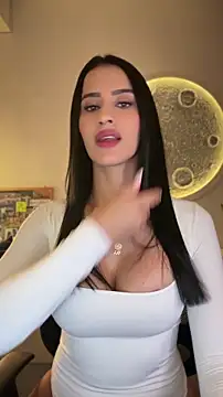 SarahhSmitth1 online show from May 2026 09:26:01 PM