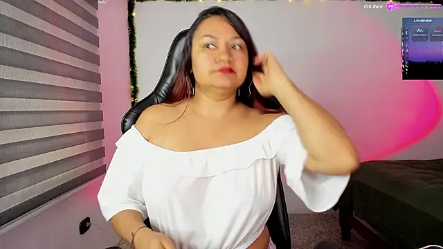 hollymollyxoxo online show from March 2026 08:45:01 PM