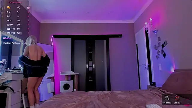 lilyvibe online show from January 2025 05:02:02 PM