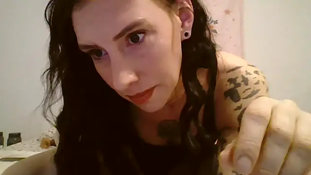 averietheangel online show from January 2025 06:40:02 PM