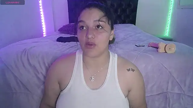 Snapshot of Laurenkenner_ chatting on May 2026 06:38:02 PM Laurenkenner online show from May 2026 06:38:02 PM