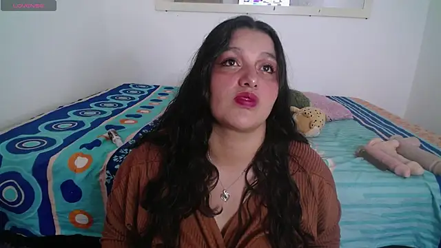 Laurenkenner  online show from June 2026 06:28:01 PM