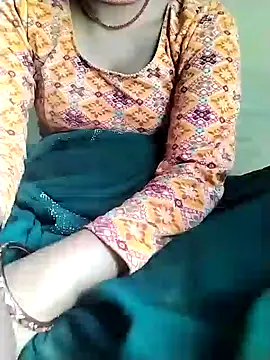 Snapshot of Cutkajal chatting on February 2025 07:36:02 AM Cutkajal online show from February 2025 07:36:02 AM