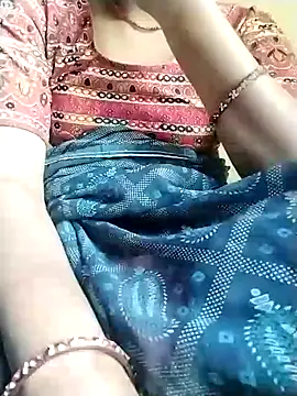 Snapshot of Cutkajal chatting on February 2025 08:01:01 AM Cutkajal online show from February 2025 08:01:01 AM