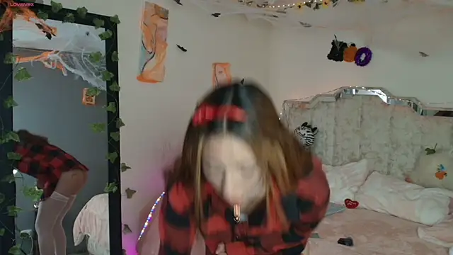 Tomoe b online show from October 2025 05:23:01 PM