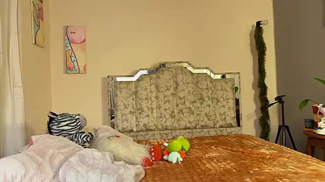 Tomoe b online show from March 2026 01:10:02 PM