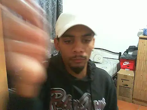 Snapshot of 29YOURZ_28_ chatting on October 2025 10:28:01 AM 29YOURZ 28 online show from October 2025 10:28:01 AM