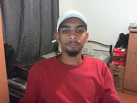 Snapshot of 29YOURZ_28_ chatting on September 2025 04:39:02 PM 29YOURZ 28 online show from September 2025 04:39:02 PM