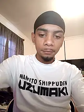 Snapshot of 29YOURZ_28_ chatting on December 2024 10:44:02 AM 29YOURZ 28 online show from December 2024 10:44:02 AM