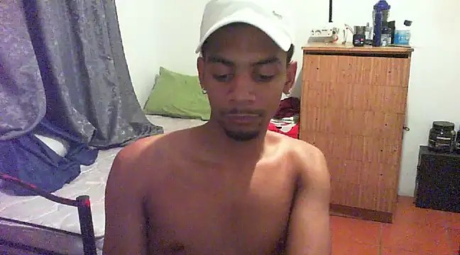 Snapshot of 29YOURZ_28_ chatting on January 2025 08:26:01 PM 29YOURZ 28 online show from January 2025 08:26:01 PM