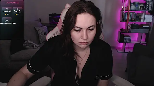 Snapshot of SexyWitch_666 chatting on May 2026 05:34:02 AM SexyWitch 666 online show from May 2026 05:34:02 AM