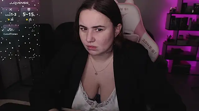 SexyWitch 666 online show from December 2025 06:37:02 AM