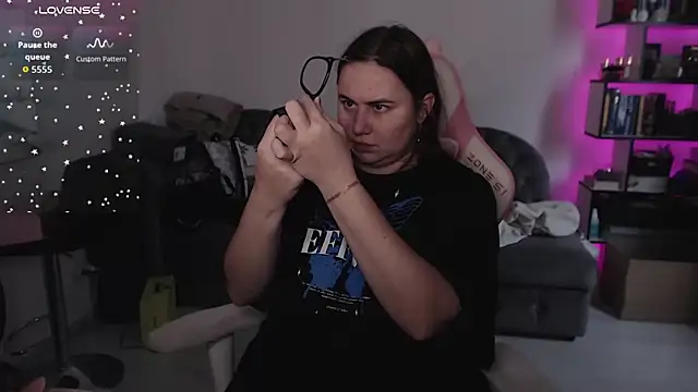 SexyWitch 666 online show from October 2025 09:06:02 AM