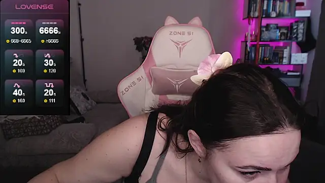 Snapshot of SexyWitch_666 chatting on May 2026 05:01:02 AM SexyWitch 666 online show from May 2026 05:01:02 AM