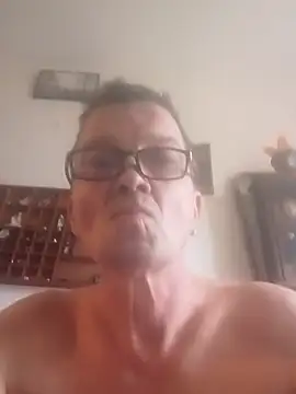 Bigpenis6y online show from February 2026 03:10:01 PM