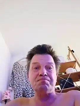 Bigpenis6y online show from November 2025 01:00:02 PM