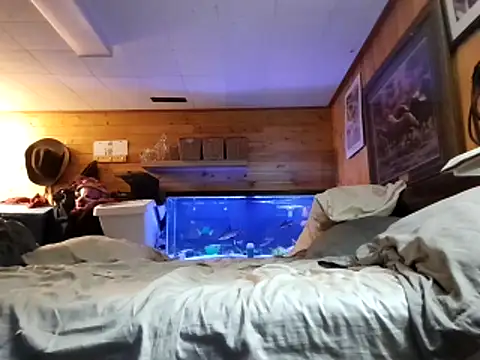 Ryan and Aurora online show from March 2026 11:01:02 PM