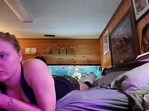 Ryan and Aurora online show from March 2026 10:41:01 PM