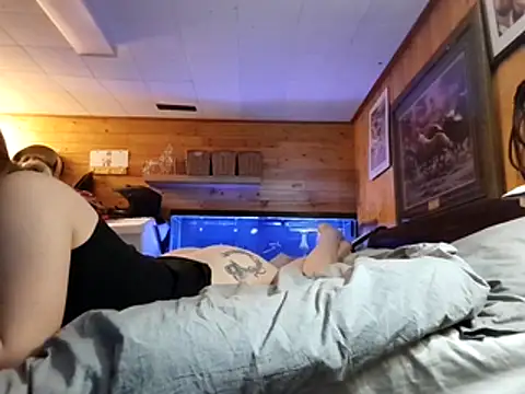 Ryan and Aurora online show from March 2026 11:10:02 PM