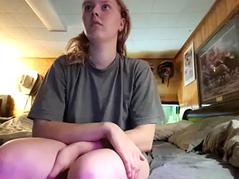 Ryan and Aurora online show from May 2026 10:19:01 PM