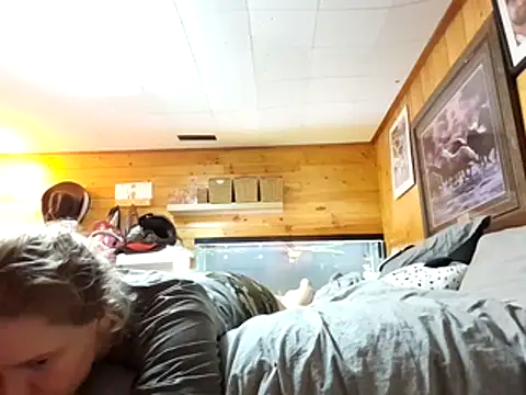 Ryan and Aurora online show from February 2026 02:56:01 AM