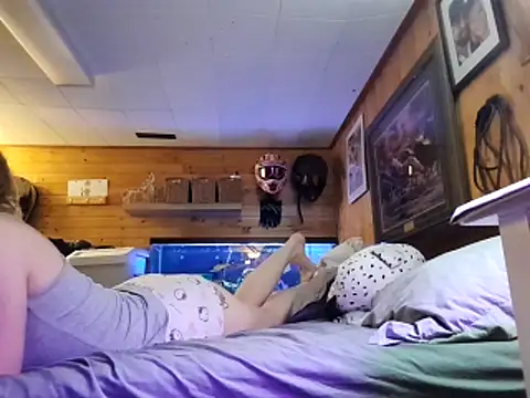 Ryan and Aurora online show from March 2026 10:23:02 PM