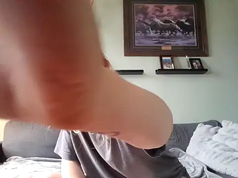 Ryan and Aurora online show from February 2025 07:44:01 AM