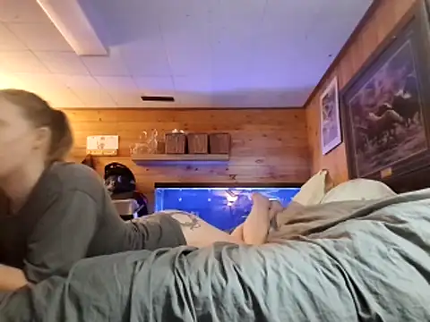 Ryan and Aurora online show from February 2026 11:37:02 PM