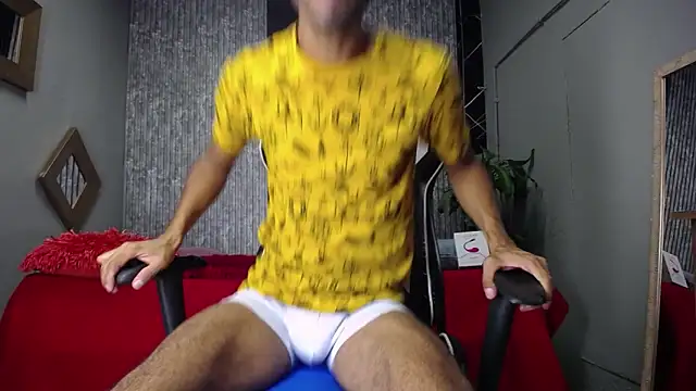 Snapshot of alex_bigcock11 chatting on February 2025 12:11:02 PM alex bigcock11 online show from February 2025 12:11:02 PM