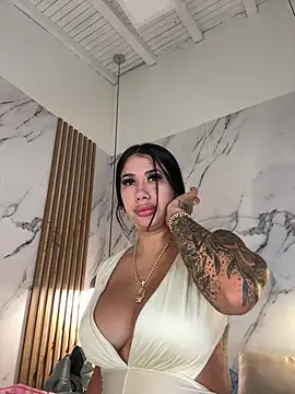 kiim taaylor online show from February 2025 11:50:02 AM