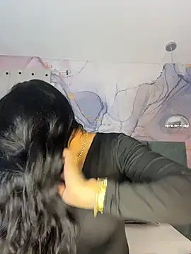 kiim taaylor online show from November 2025 10:31:02 AM