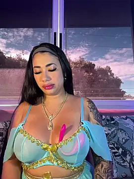 kiim taaylor online show from October 2025 01:10:02 PM