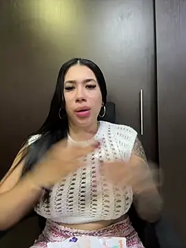 kiim taaylor online show from March 2025 12:32:02 PM
