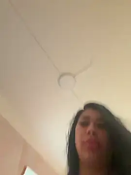 kiim taaylor online show from May 2026 09:02:01 PM