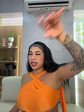 kiim taaylor online show from November 2025 03:23:01 PM