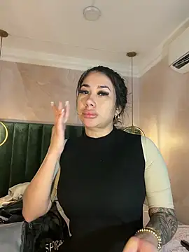 kiim taaylor online show from May 2026 11:29:02 AM