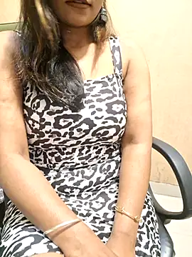 Snapshot of N-Natasha chatting on March 2025 09:48:01 PM N-Natasha online show from March 2025 09:48:01 PM