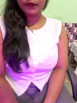 Snapshot of N-Natasha chatting on September 2025 12:35:02 AM N-Natasha online show from September 2025 12:35:02 AM