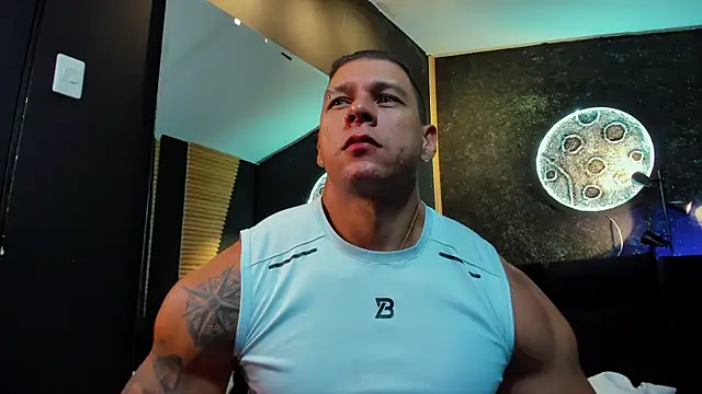 MassimoWalton2 online show from January 2025 05:44:02 AM