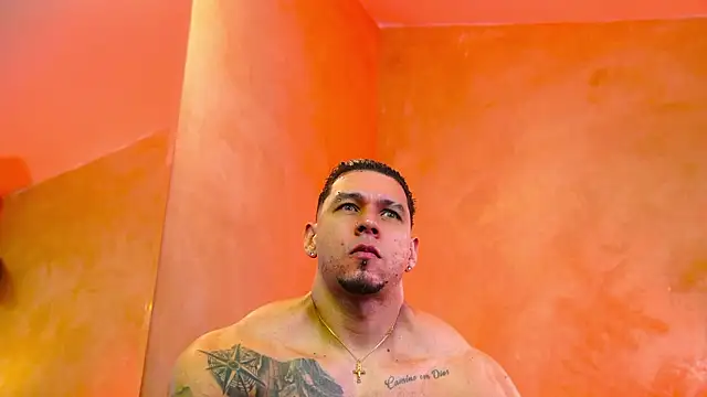 MassimoWalton2 online show from March 2026 01:50:02 PM